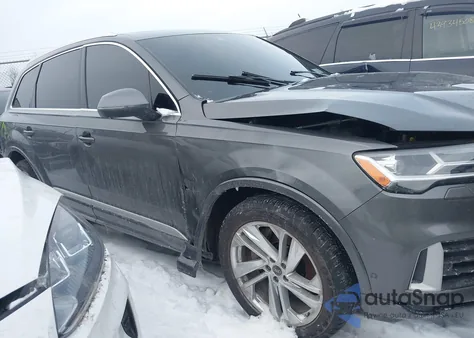 2021 Audi Q7 Premium 55 Tfsi Quattro Tiptronic z USA, uszkodzony, nr VIN WA1AXAF71MD040137